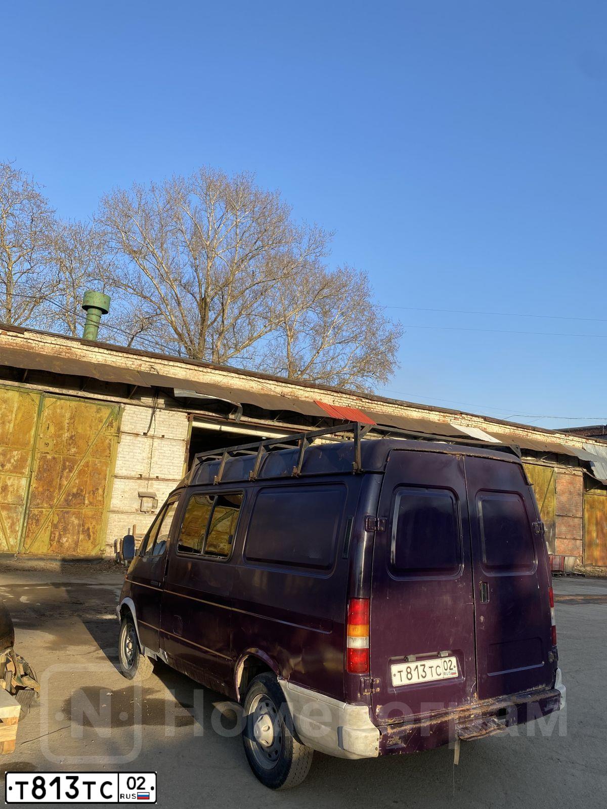 Фото автомобиля GAZ 2752 SOBOL, 2001 — госномер Т813ТС02. Цвет: БАКЛАЖАН
