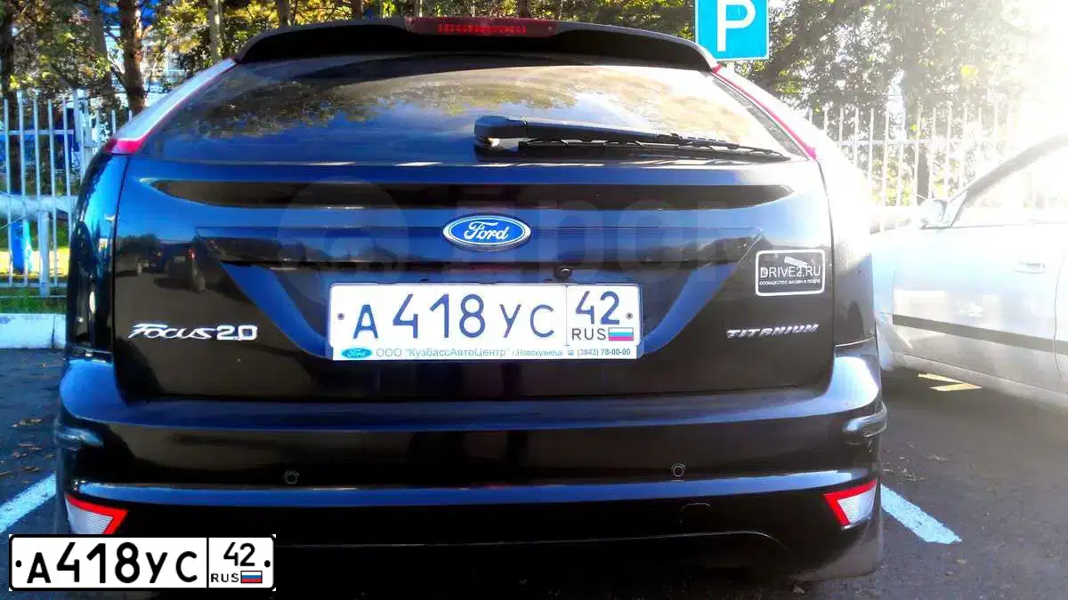 Фото автомобиля FORD FOCUS, 2010 — госномер А418УС42. Цвет: ЧЕРНЫЙ