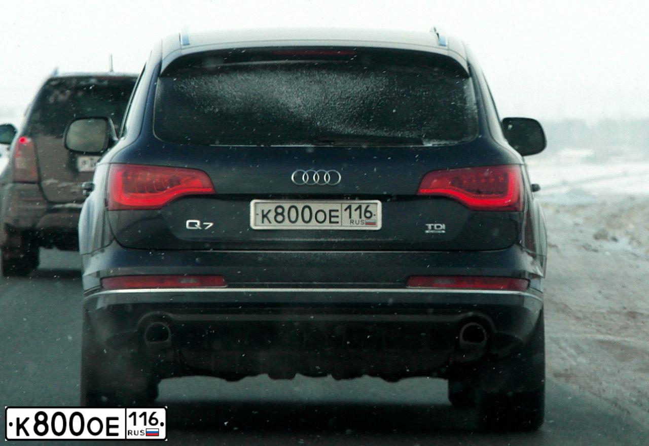 Фото автомобиля AUDI Q7, 2014 — госномер К113УР13. Цвет: Темно-синий