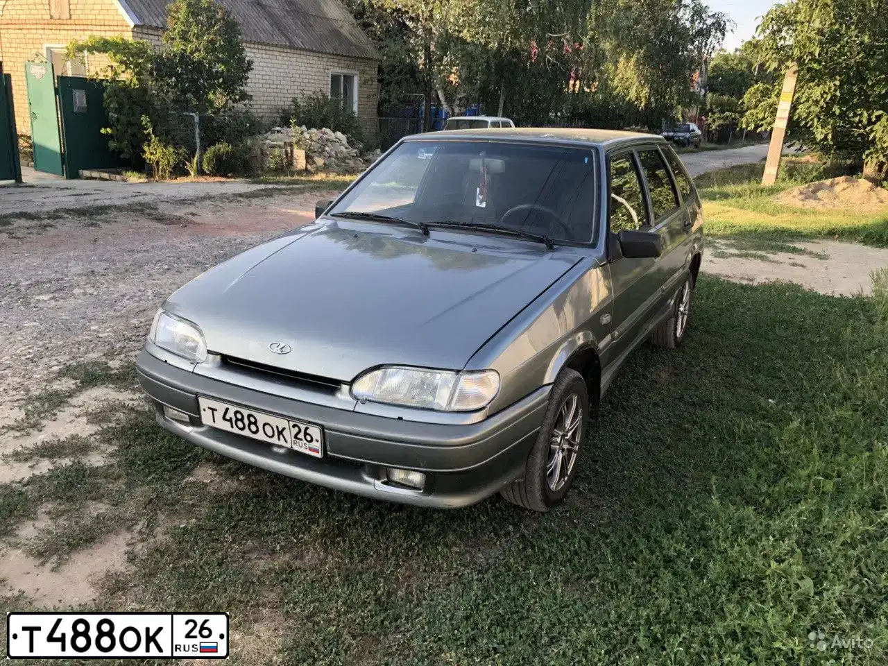 Фото автомобиля LADA 2114 SAMARA, 2004 — госномер Т488ОК26. Цвет: СРЕДНИЙ СЕРО-ЗЕЛЕНЫЙ МЕТ