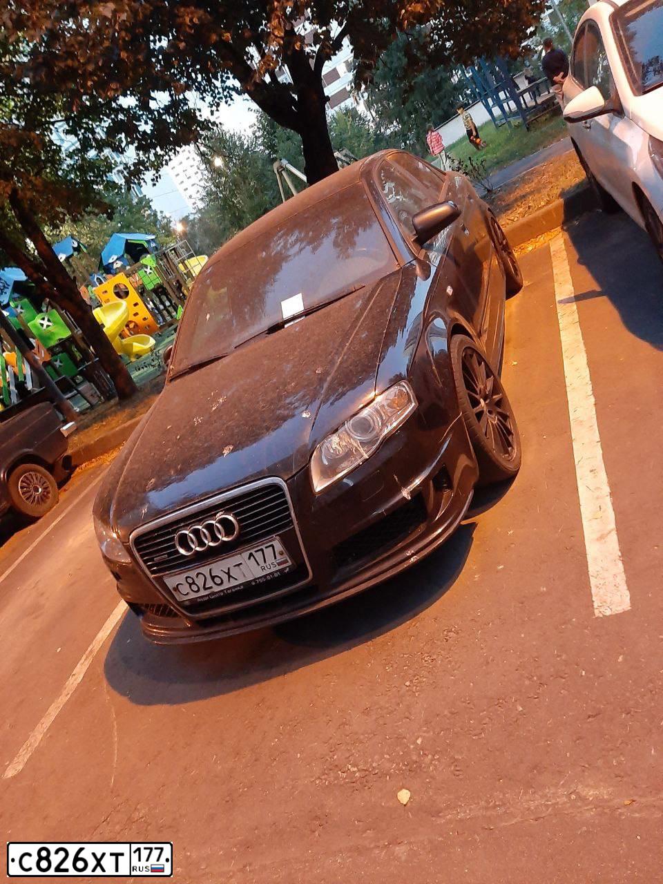 Фото автомобиля AUDI A4, 2007 — госномер С826ХТ177. Цвет: ЧЕРНЫЙ