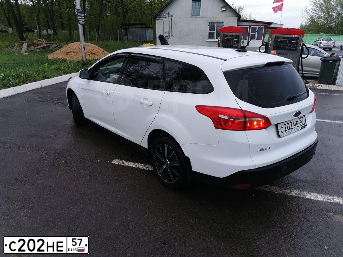 Фото автомобиля FORD FOCUS, 2019 — госномер У474РВ71. Цвет: Белый