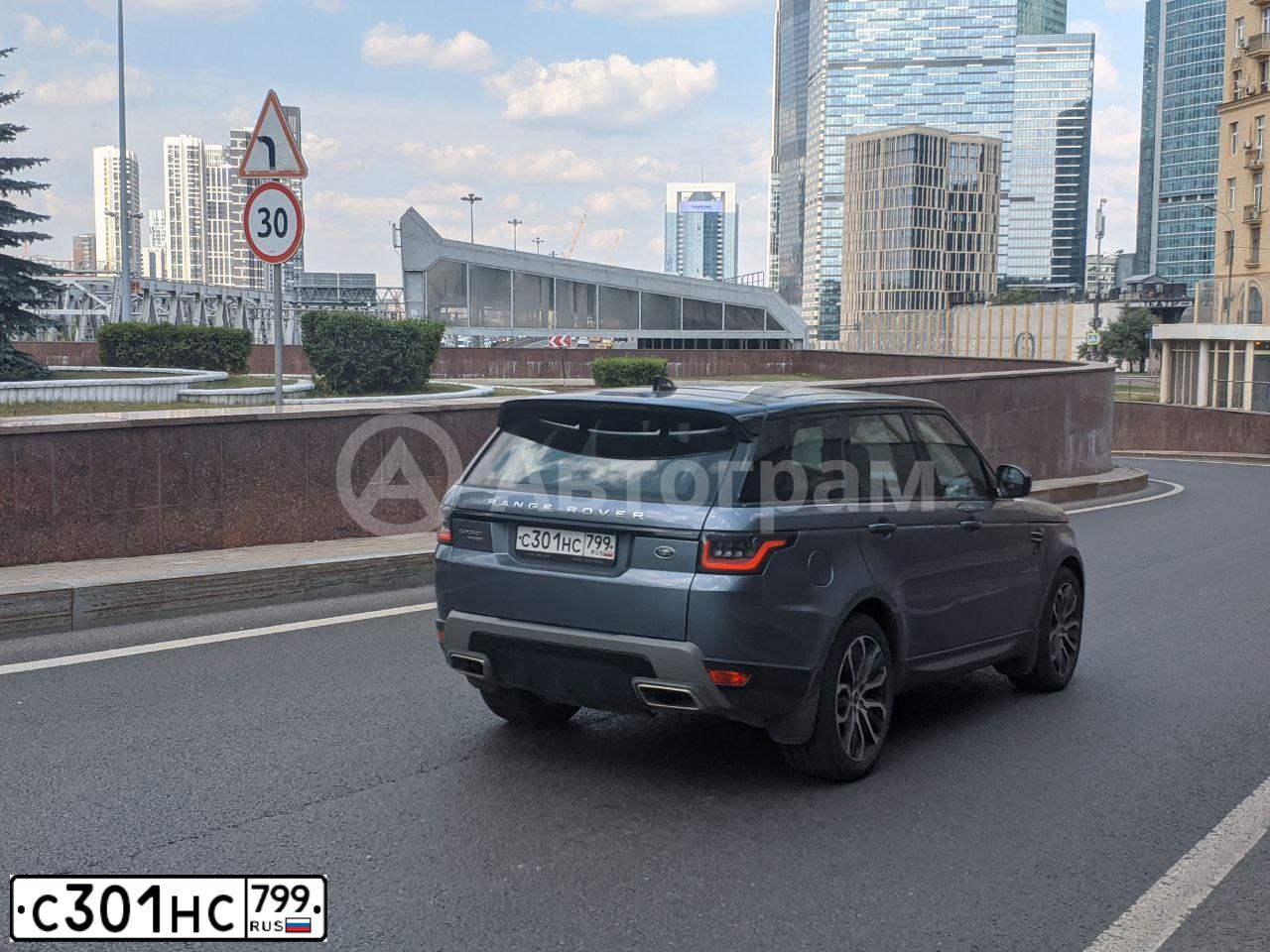 Фото автомобиля LANDROVER RANGE ROVER SPORT, 2018 — госномер С301НС799. Цвет: СЕРО ГОЛУБОЙ