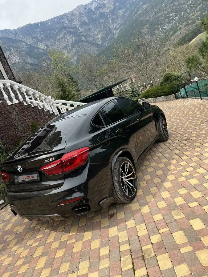 Фото автомобиля BMW БМВ X6 XDRIVE 30D, 2015 — госномер В473ХА185. Цвет: ЧЕРНЫЙ