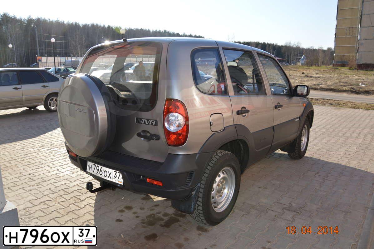 Фото автомобиля CHEVROLET NIVA, 2011 — госномер А277НН37. Цвет: СЕРО-КОРИЧНЕВЫЙ