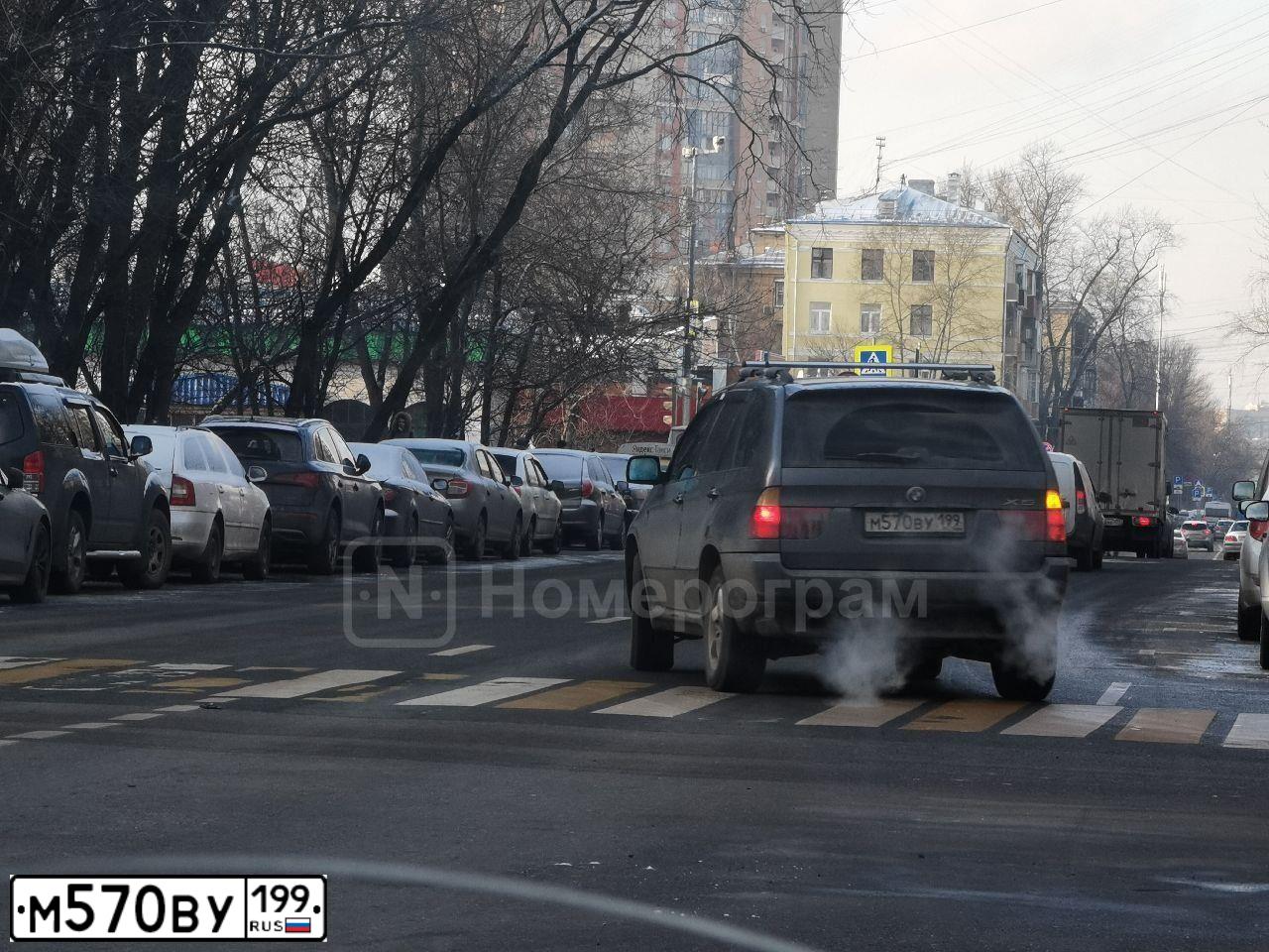 Фото автомобиля BMW X5, 2003 — госномер К732ВР550. Цвет: темно-серый