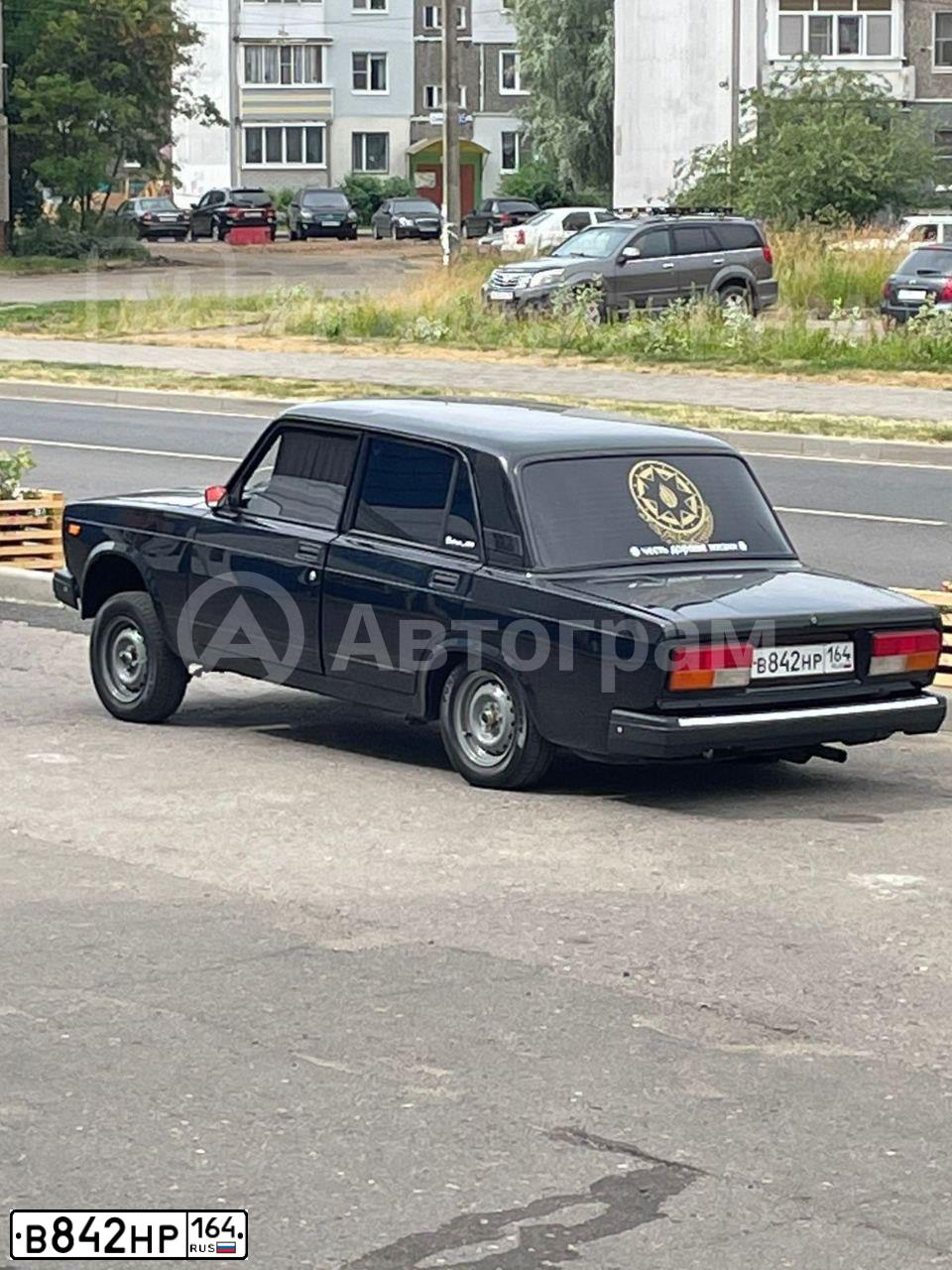 Фото автомобиля LADA 2107 LADA, 2010 — госномер В842НР164. Цвет: Сине-Черный