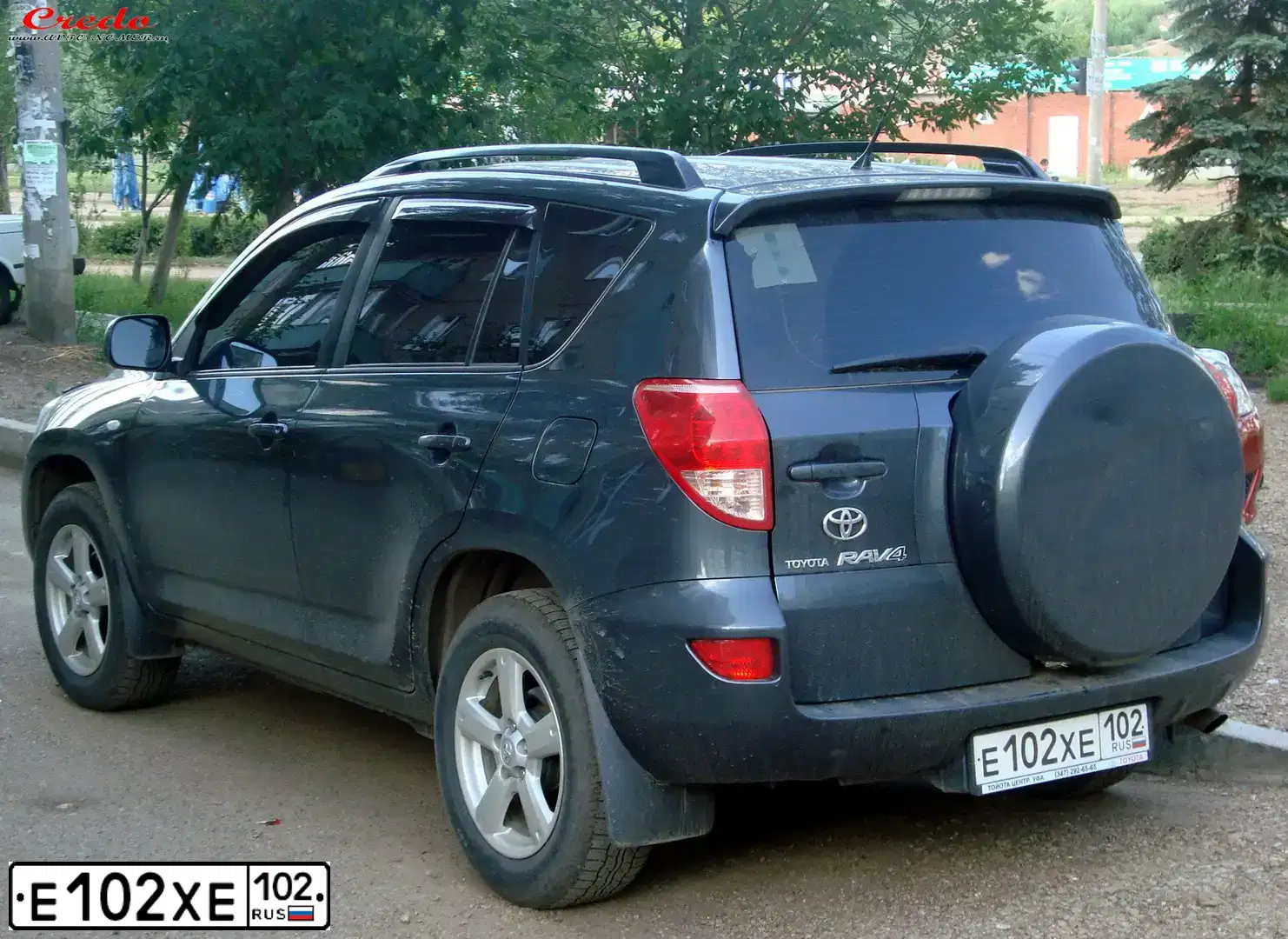 Фото автомобиля TOYOTA RAV4, 2008 — госномер Е102ХЕ102