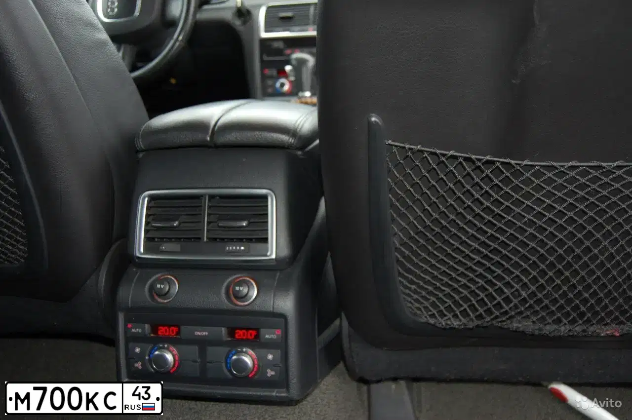 Фото автомобиля AUDI Q7, 2008 — госномер М700КС43. Цвет: ЧЕРНЫЙ