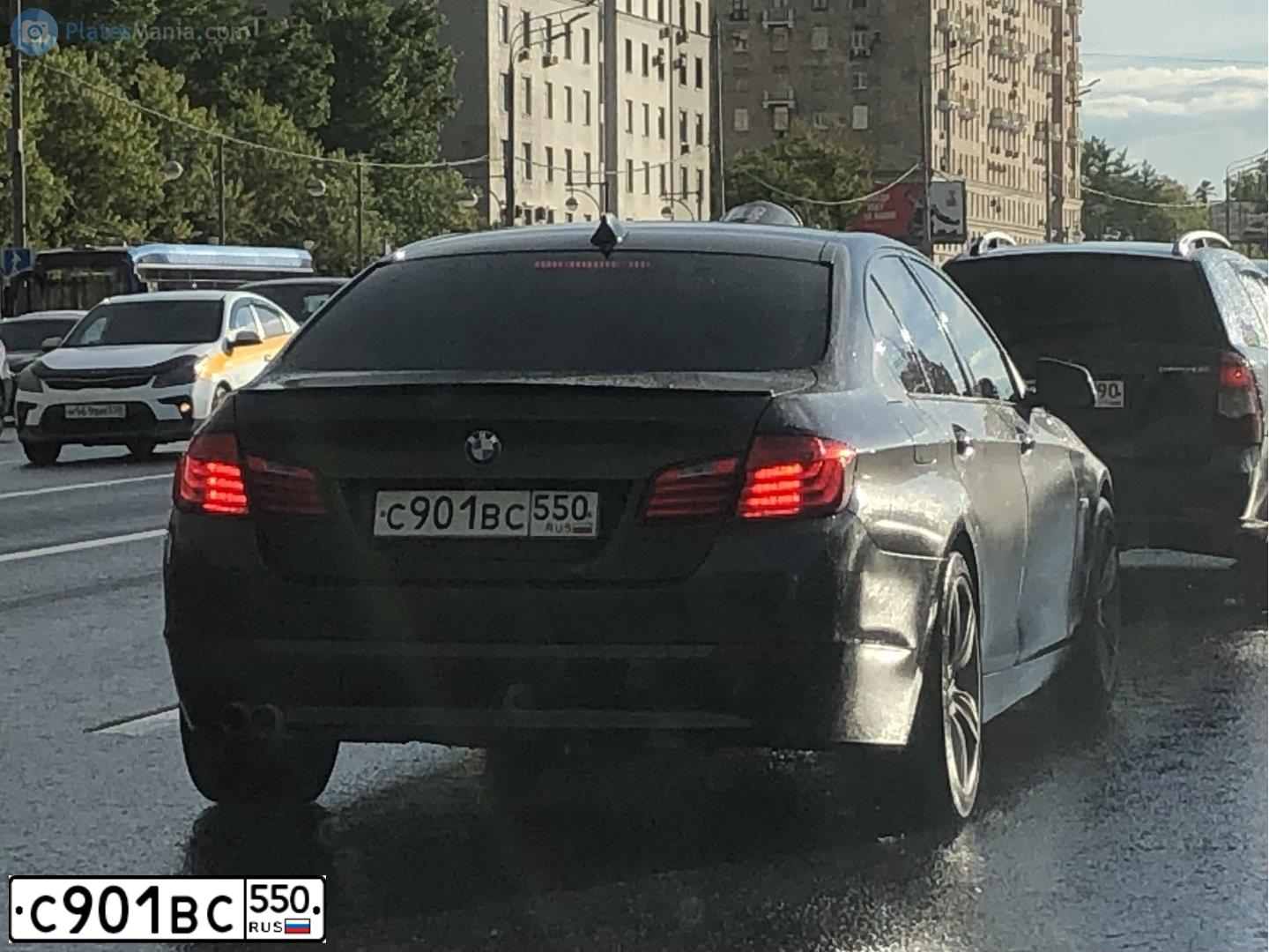 Фото автомобиля BMW SERIE 5, 2013 — госномер С235ОН750. Цвет: СЕРЫЙ ТЕМНЫЙ
