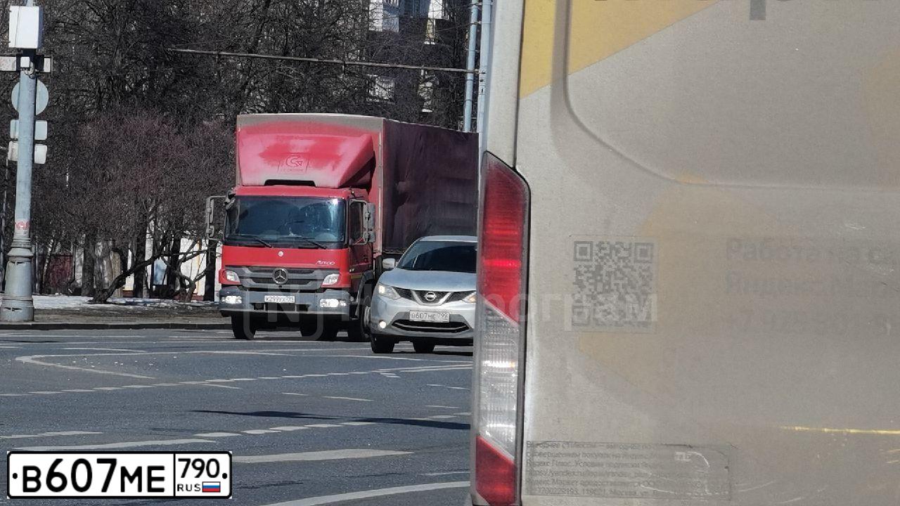 Фото автомобиля MERCEDES-BENZ ACTROS, 2022 — госномер В607МЕ790