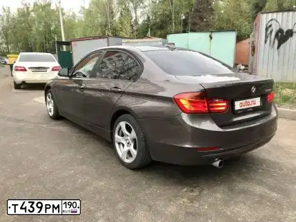 Фото автомобиля MERCEDES E-KLASSE, 2010 — госномер Т439РМ190. Цвет: БЕЛЫЙ