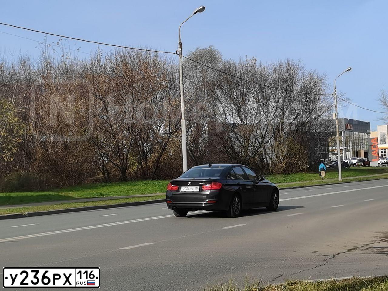Фото автомобиля BMW SERIE 3, 2014 — госномер К645КО702. Цвет: ЧЕРНЫЙ