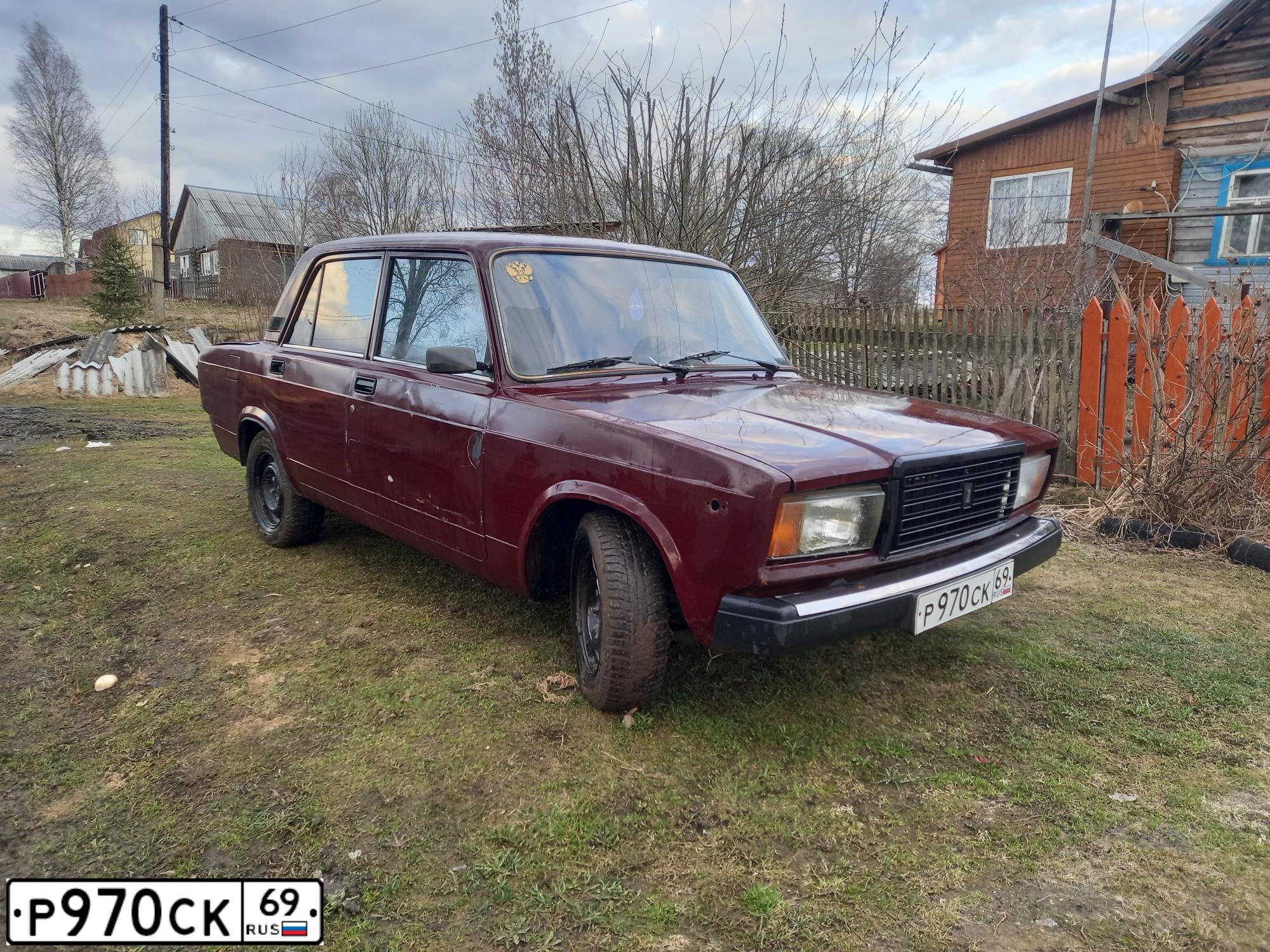 Фото автомобиля LADA 210740 LADA 2107, 2008 — госномер К771КТ76. Цвет: ТЕМНО-ВИШНЕВЫЙ