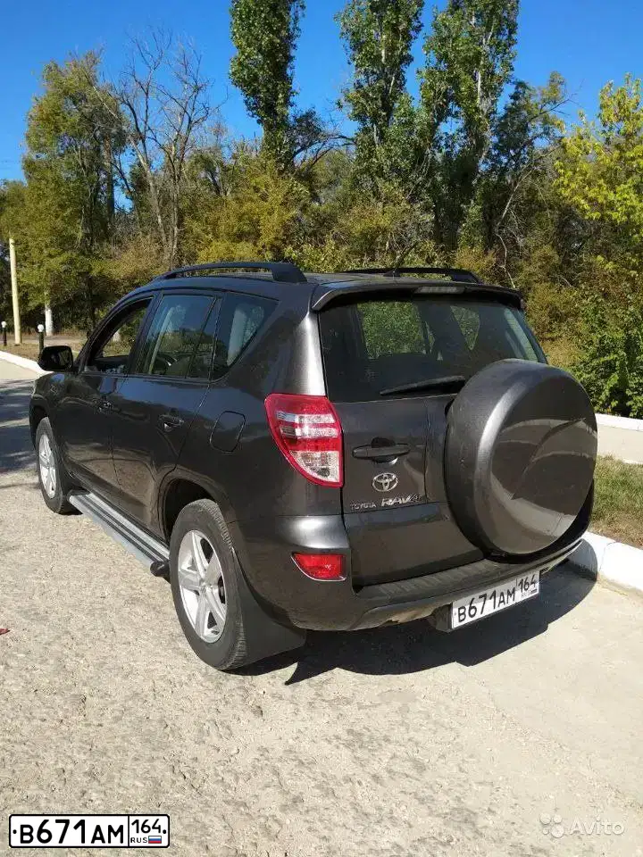 Фото автомобиля TOYOTA RAV4, 2011 — госномер А148КР763. Цвет: СЕРЫЙ
