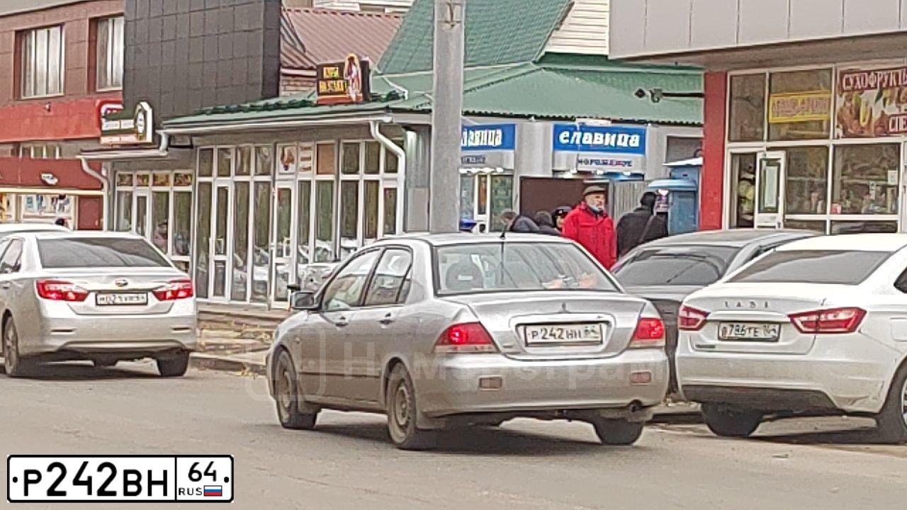 Фото автомобиля HYUNDAI ELANTRA, 2005 — госномер Р665ВУ64