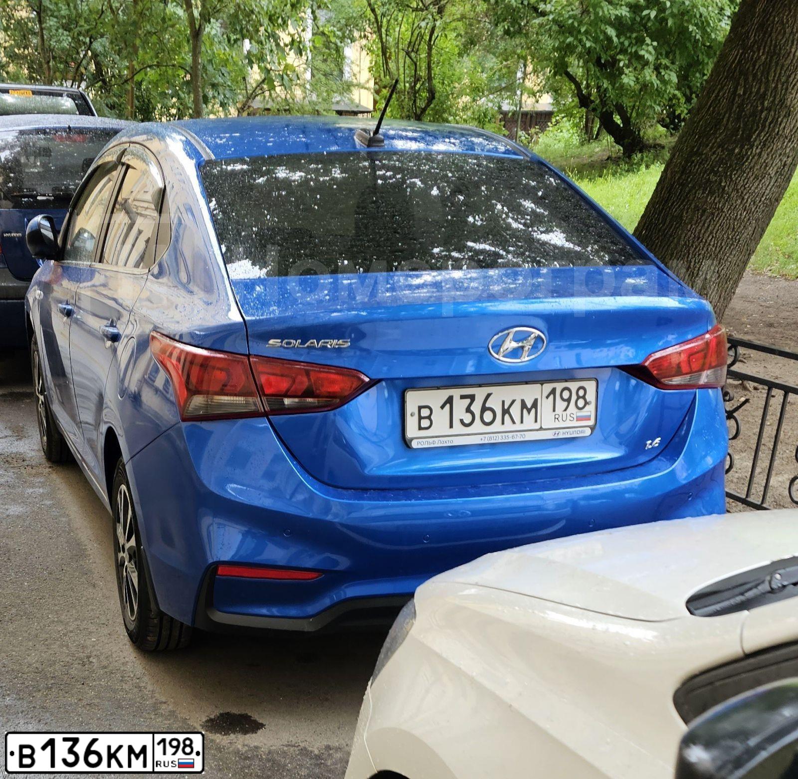Фото автомобиля HYUNDAI SOLARIS, 2018 — госномер Е528ЕВ11. Цвет: синий