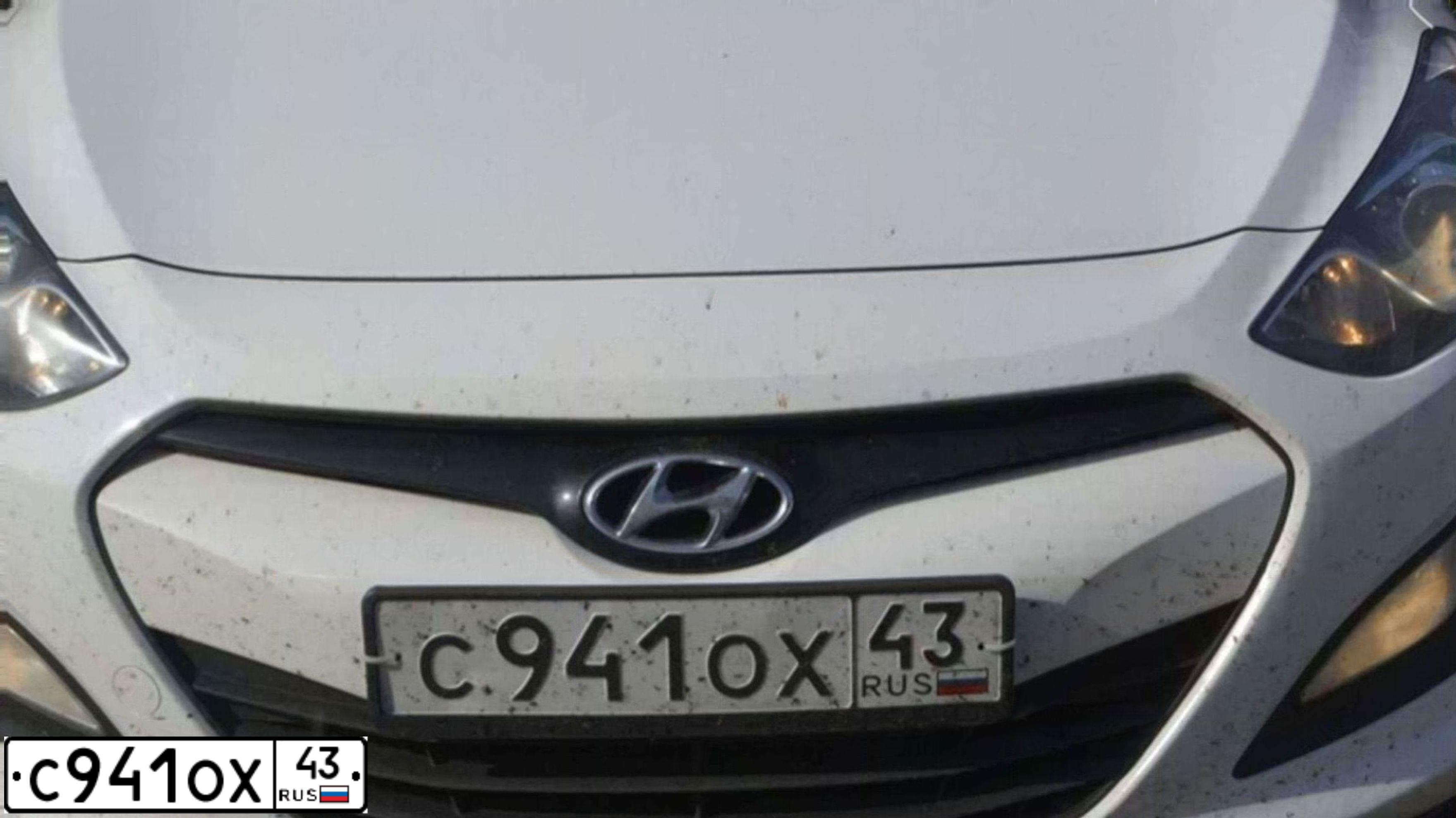 Фото автомобиля HYUNDAI I30, 2012 — госномер Е807АВ11. Цвет: Белый
