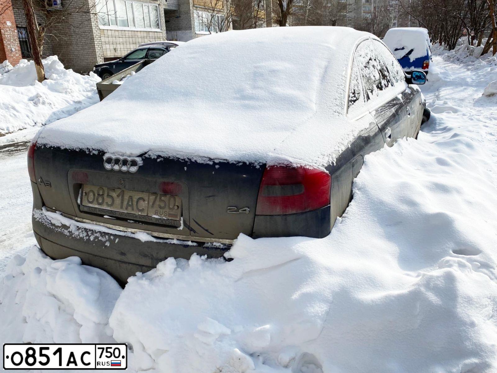 Фото автомобиля AUDI A6, 1999 — госномер А158ТС124. Цвет: ФИОЛЕТОВЫЙ