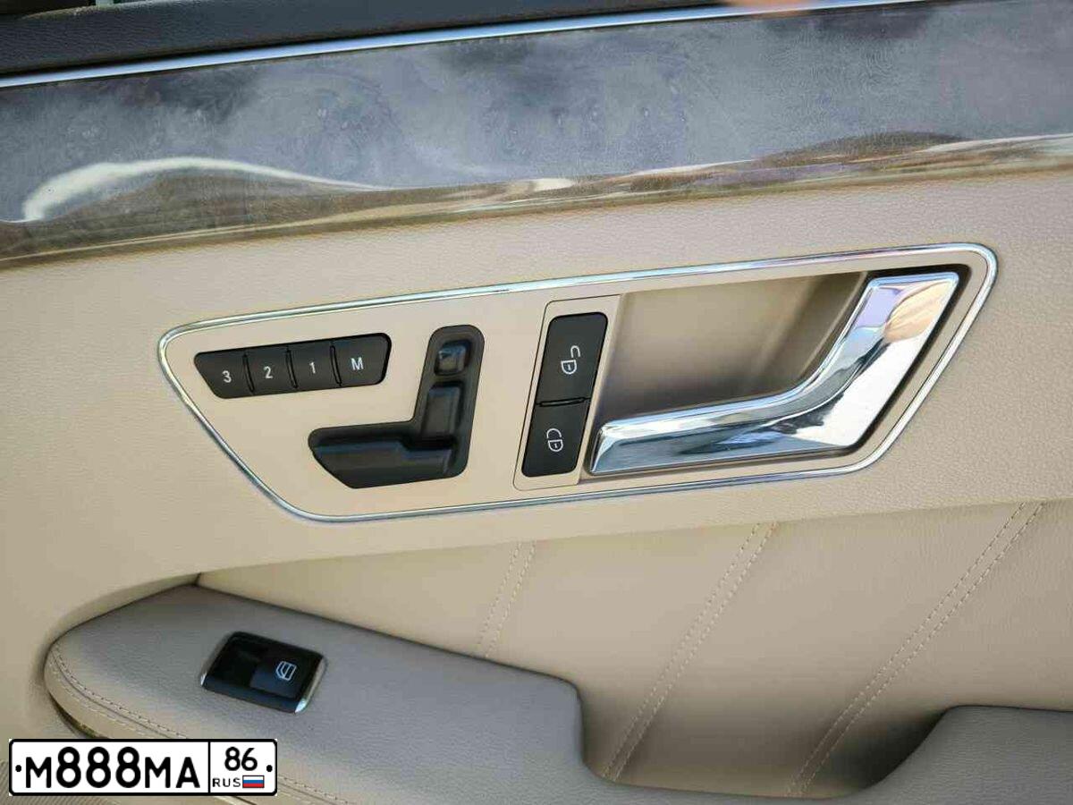 Фото автомобиля МЕРСЕДЕС-БЕНЦ E350 4 MATIC, 2010 — госномер А883МЕ172. Цвет: Белый