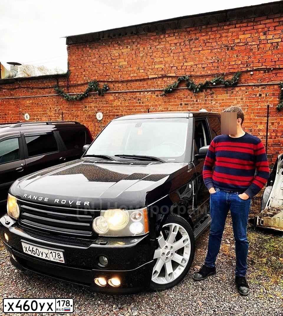 Фото автомобиля LANDROVER RANGE ROVER, 2007 — госномер О011ОМ98. Цвет: ЧЕРНЫЙ
