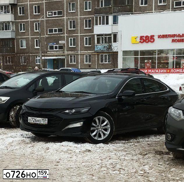 Фото автомобиля CHEVROLET MALIBU, 2018 — госномер О726НО159. Цвет: ЧЕРНЫЙ