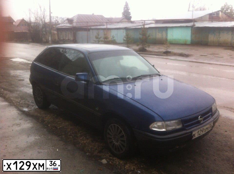 Фото автомобиля OPEL ASTRA, 1993 — госномер Т737КМ71