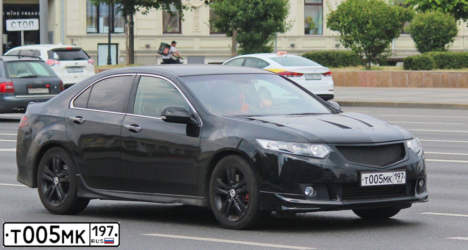 Фото автомобиля HONDA ACCORD, 2010 — госномер Т005МК197. Цвет: ЧЕРНЫЙ