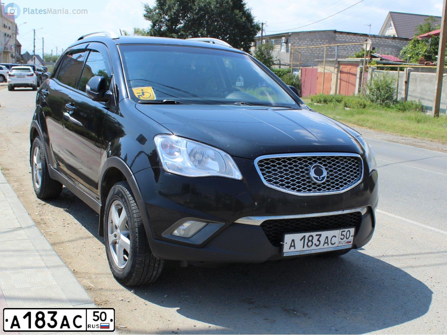 Фото автомобиля SSANGYONG ACTYON, 2013 — госномер А183АС50. Цвет: ЧЕРНЫЙ