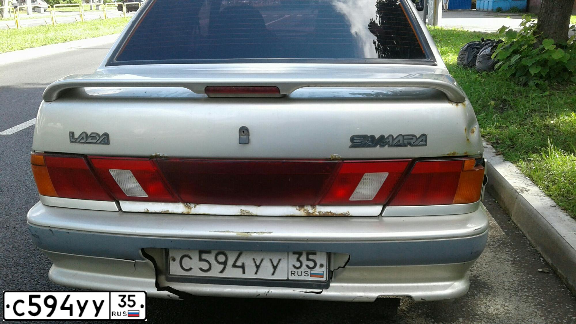 Фото автомобиля LADA 2115 SAMARA, 2006 — госномер С594УУ35. Цвет: СЕРЕБРИСТО - БЕЖЕВЫЙ