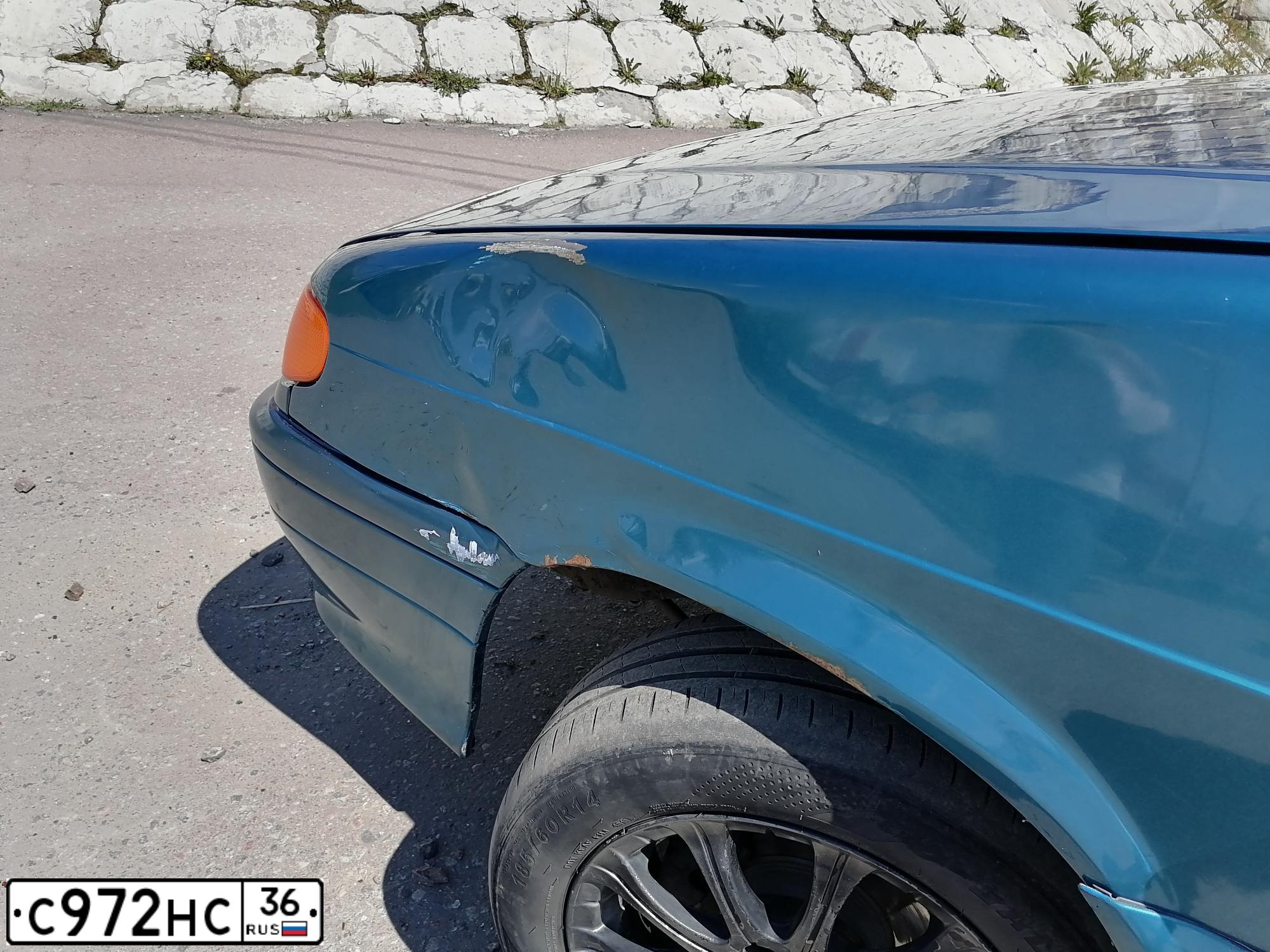 Фото автомобиля LADA 2115, 2000 — госномер С464КМ136
