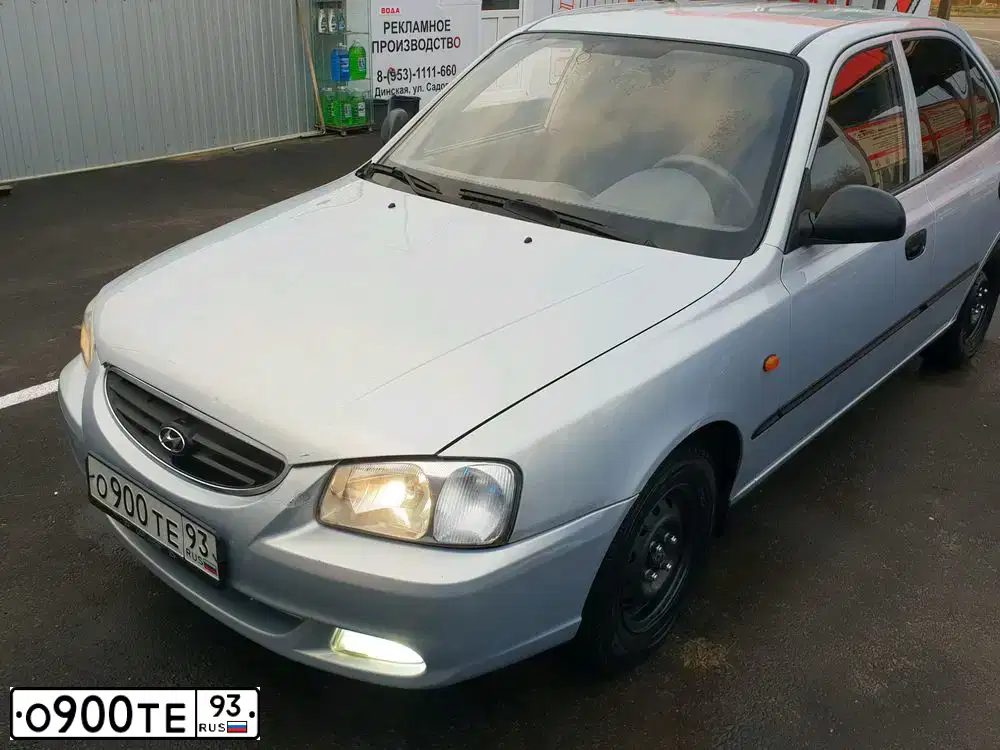 Фото автомобиля TAGAZ ACCENT, 2011 — госномер О900ТЕ93. Цвет: СЕРЕБРИСТЫЙ