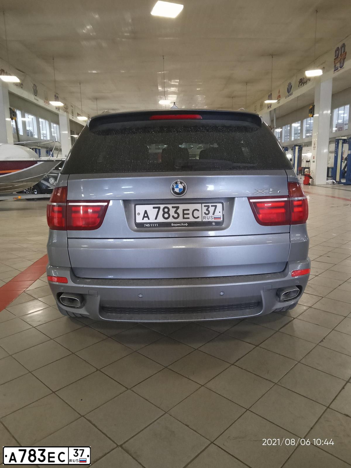 Фото автомобиля BMW X5, 2010 — госномер А783ЕС37. Цвет: СЕРЫЙ