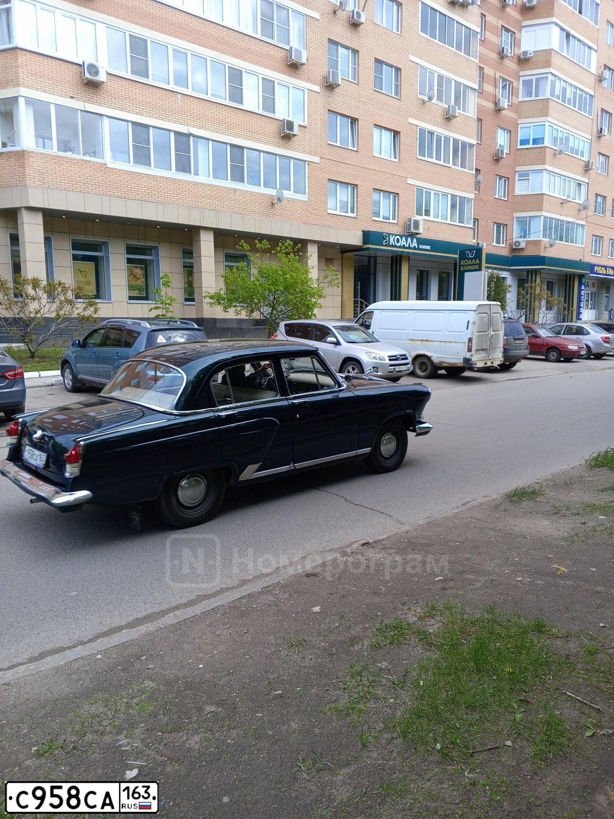 Фото автомобиля LADA 2106, 1989 — госномер С958СА163. Цвет: БЕЛЫЙ