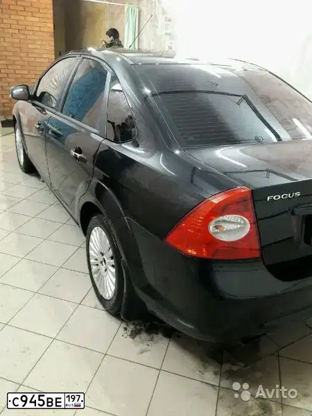 Фото автомобиля FORD FOCUS, 2010 — госномер Х544АР136. Цвет: ЧЕРНЫЙ