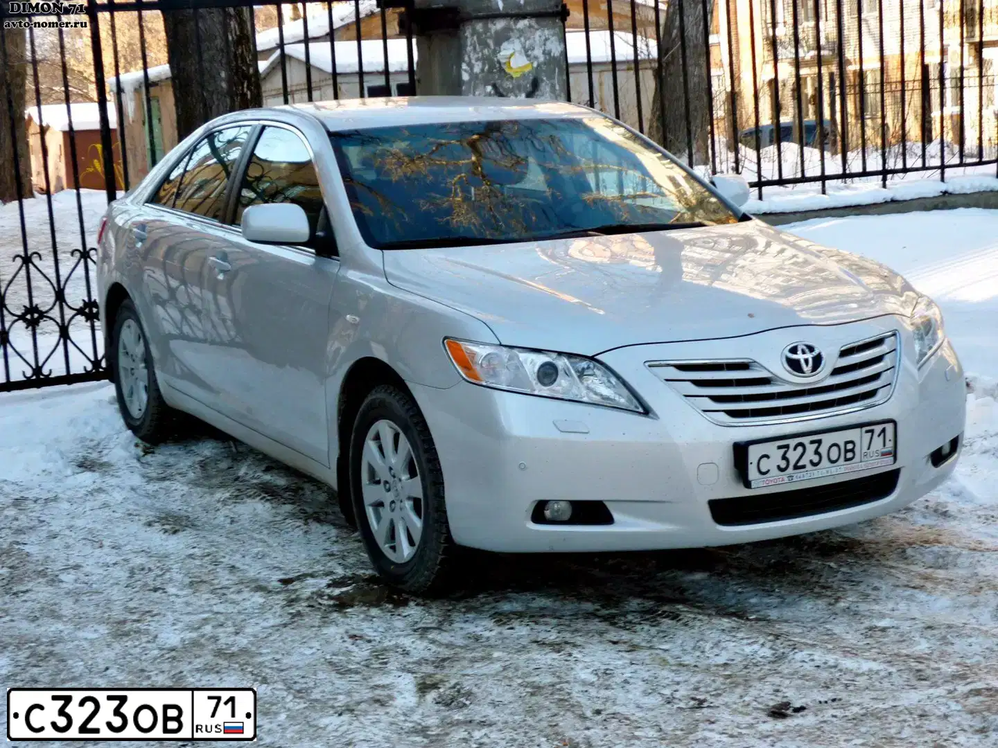 Фото автомобиля TOYOTA CAMRY, 2012 — госномер С323ОВ71. Цвет: БЕЛЫЙ