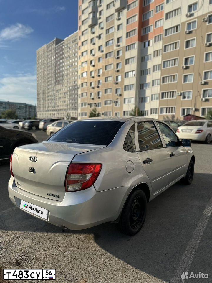 Фото автомобиля LADA 2190 GRANTA, 2012 — госномер Т483СУ56. Цвет: СЕРЕБРИСТЫЙ