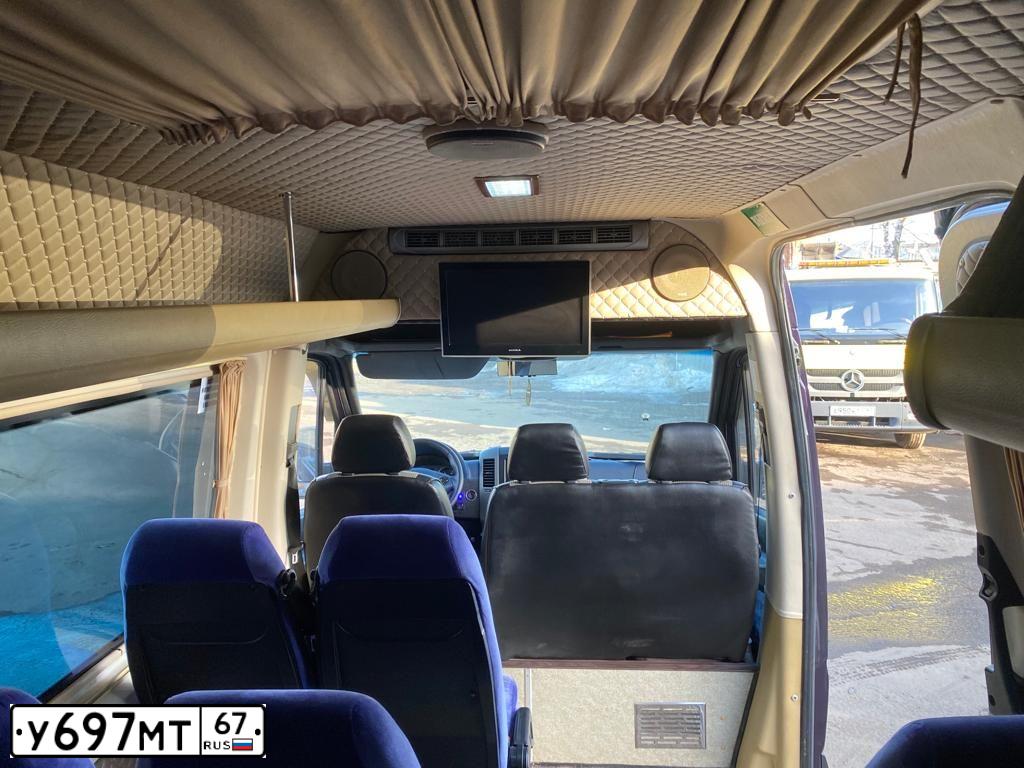 Фото автомобиля MERCEDES SPRINTER, 2012 — госномер У697МТ67. Цвет: ТЕМНО-ФИОЛЕТОВЫЙ