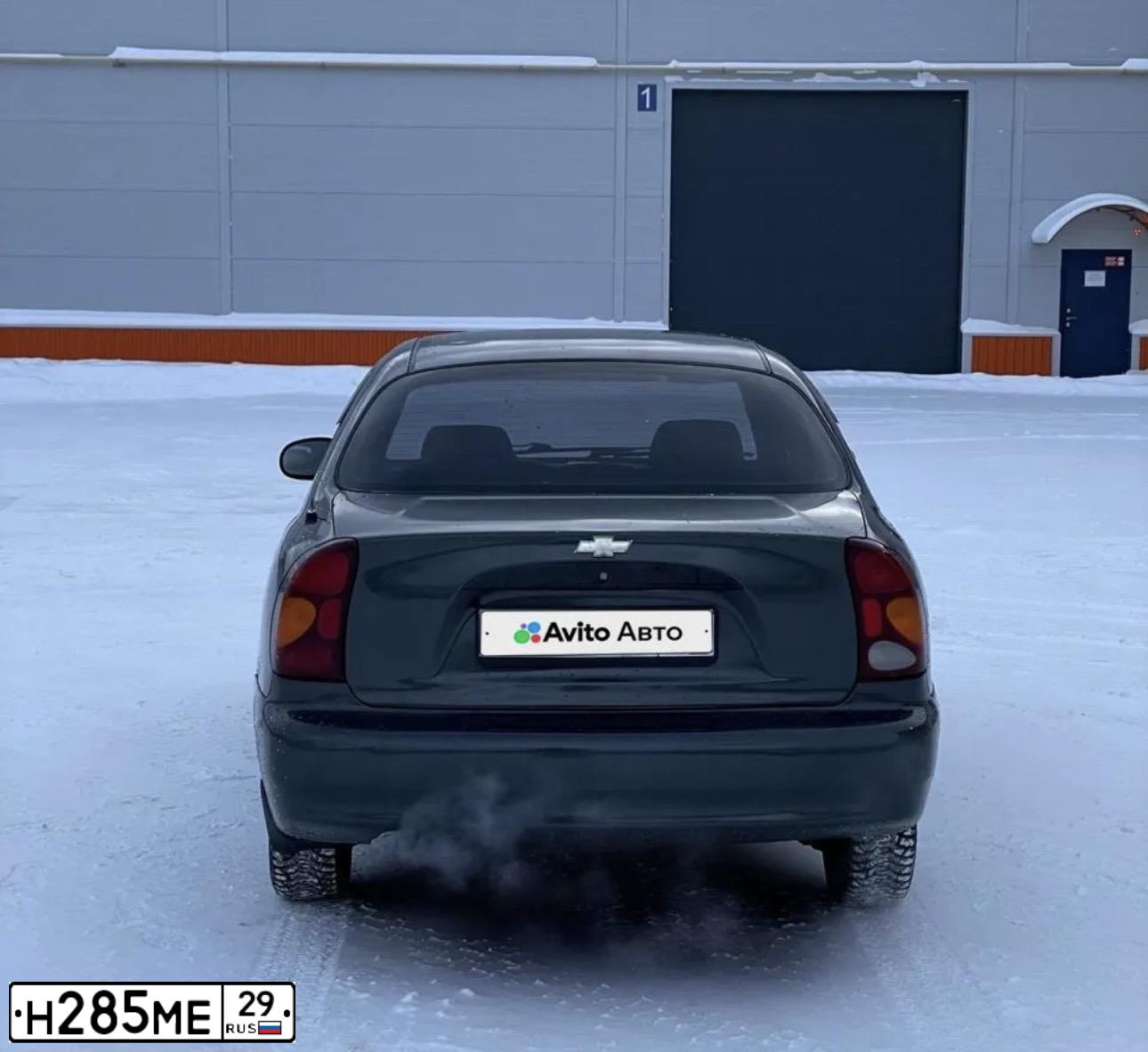 Фото автомобиля CHEVROLET LANOS, 2008 — госномер Е425ЕС11. Цвет: СЕРЫЙ
