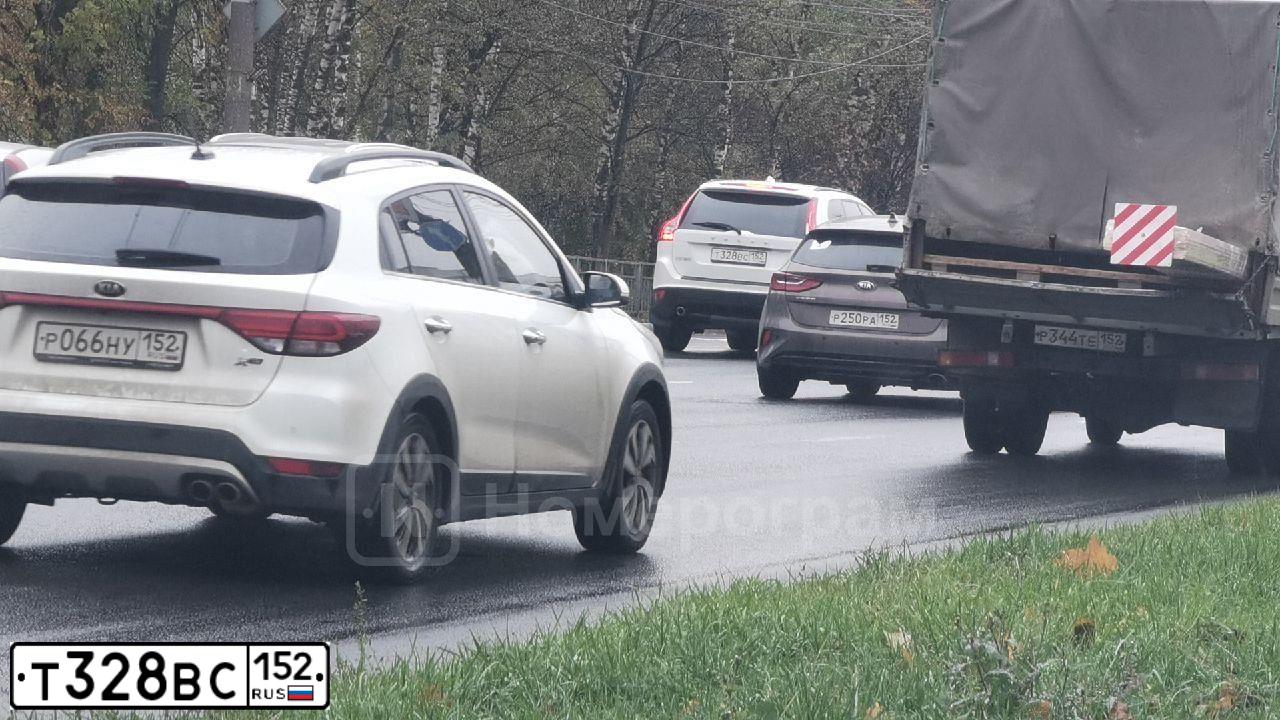 Фото автомобиля VOLVO XC60, 2012 — госномер Т328ВС152. Цвет: Белый