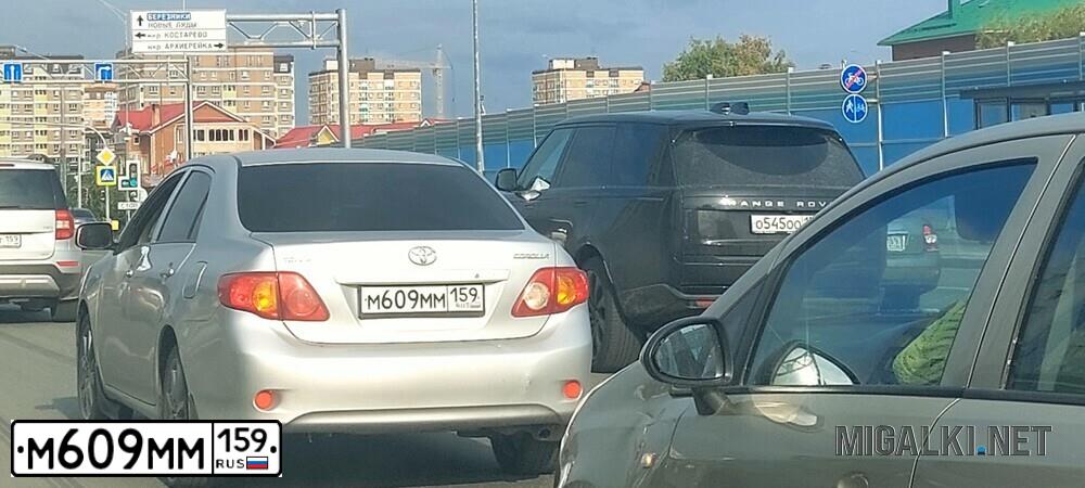 Фото автомобиля LADA 2109 SAMARA, 2003 — госномер М609ММ159. Цвет: СВЕТЛО-СЕРЕБРИСТЫЙ МЕТАЛЛ