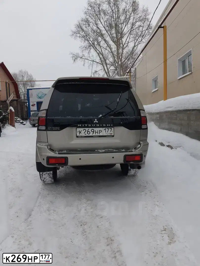 Фото автомобиля MITSUBISHI PAJERO SPORT, 2006 — госномер К269НР177. Цвет: БЕЖЕВЫЙ