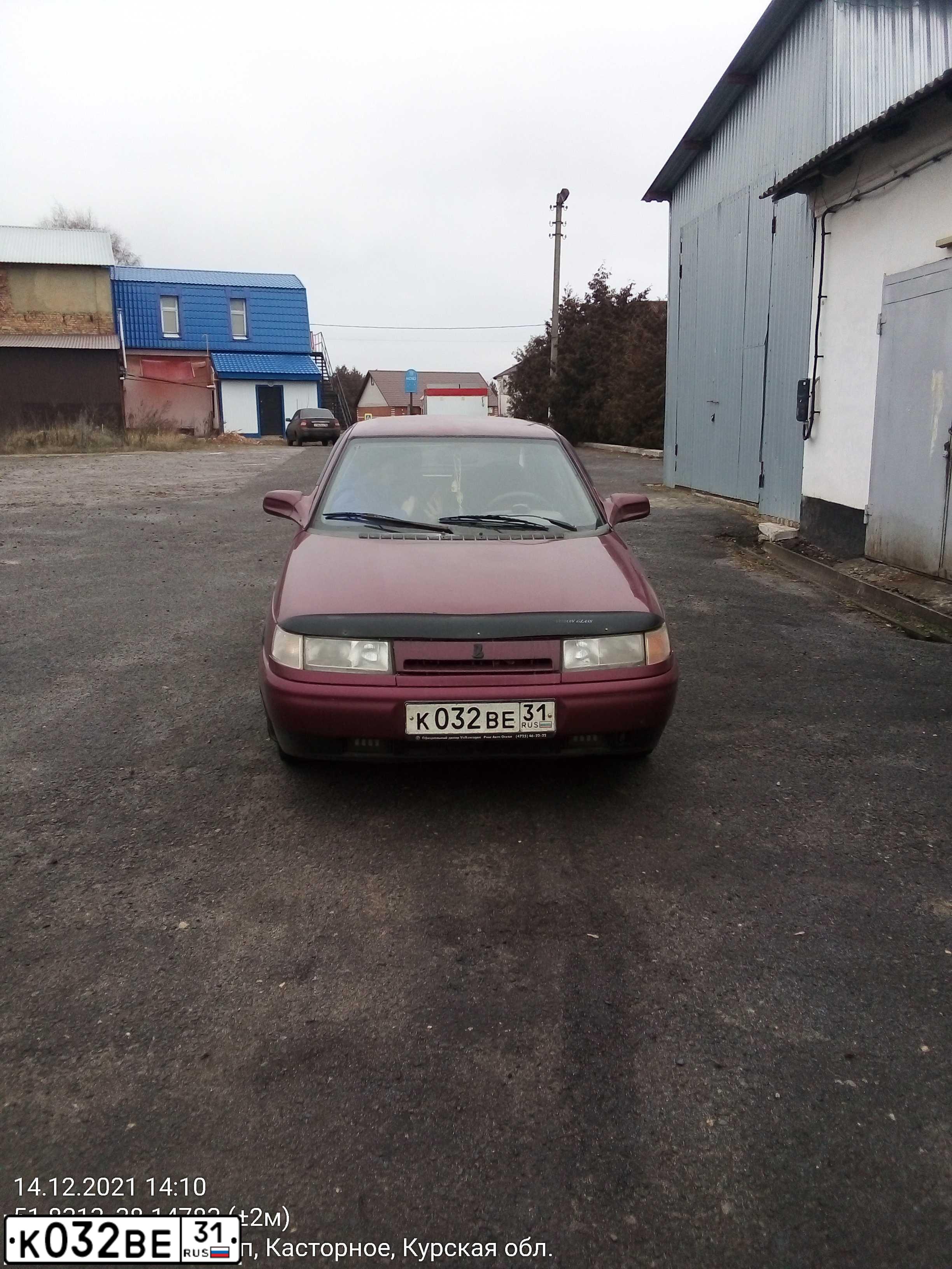 Фото автомобиля VAZ ВАЗ2110, 1998 — госномер Х340СН64. Цвет: ТЕМНО КРАСНЫЙ