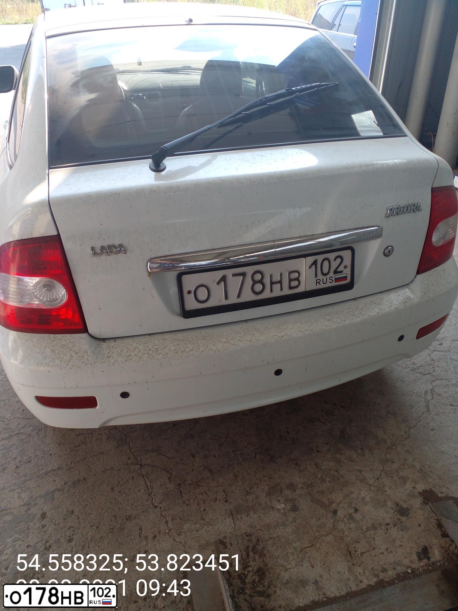 Фото автомобиля LADA 2172 PRIORA, 2013 — госномер О178НВ102. Цвет: Белый