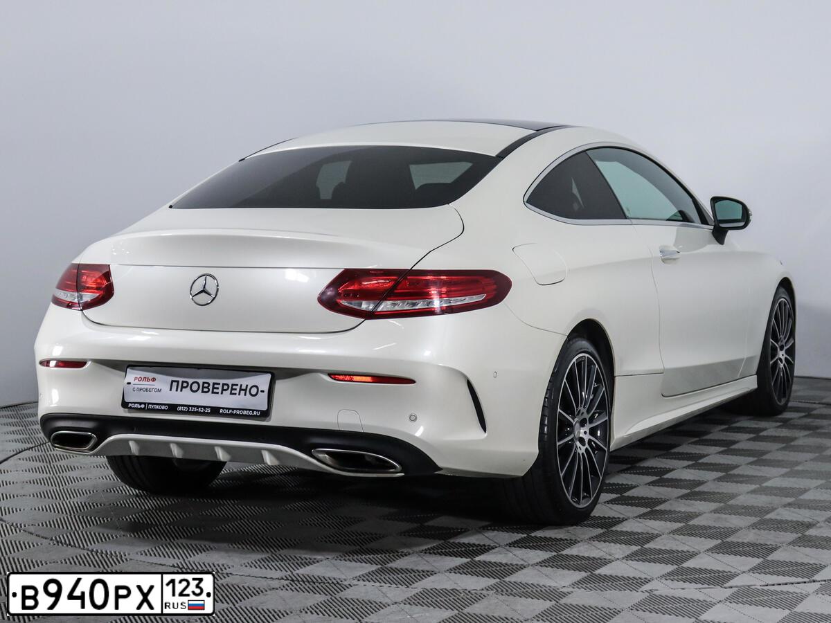 Фото автомобиля MERCEDES-BENZ C300, 2016 — госномер В347АМ250. Цвет: Белый