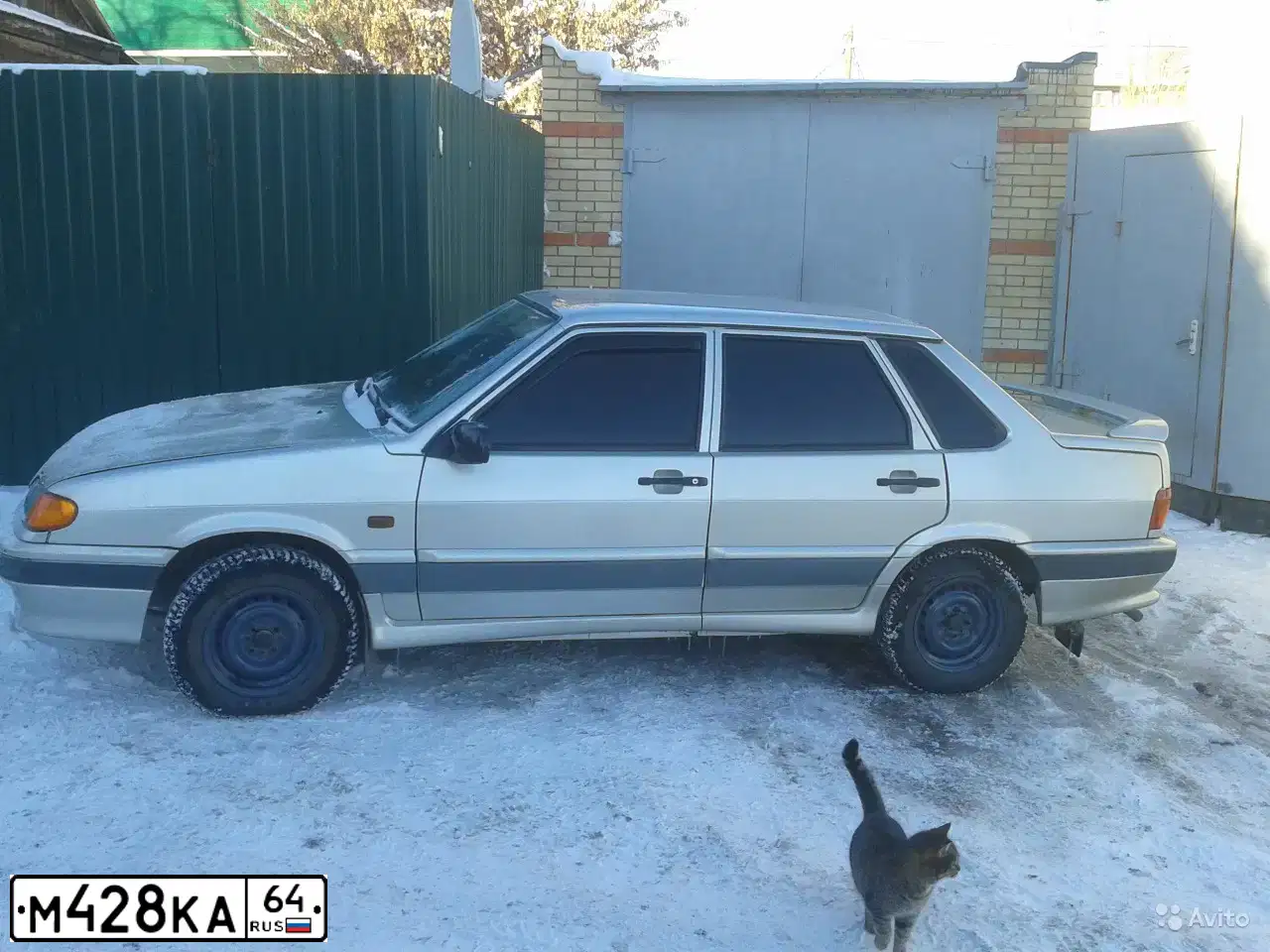 Фото автомобиля BMW БМВ 525, 1983 — госномер М428КА64. Цвет: СВЕТЛО БЕЖЕВЫЙ