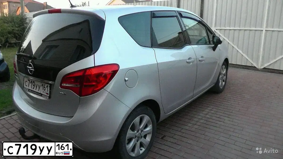 Фото автомобиля OPEL MERIVA, 2012 — госномер С719УУ161. Цвет: СЕРЕБРИСТЫЙ