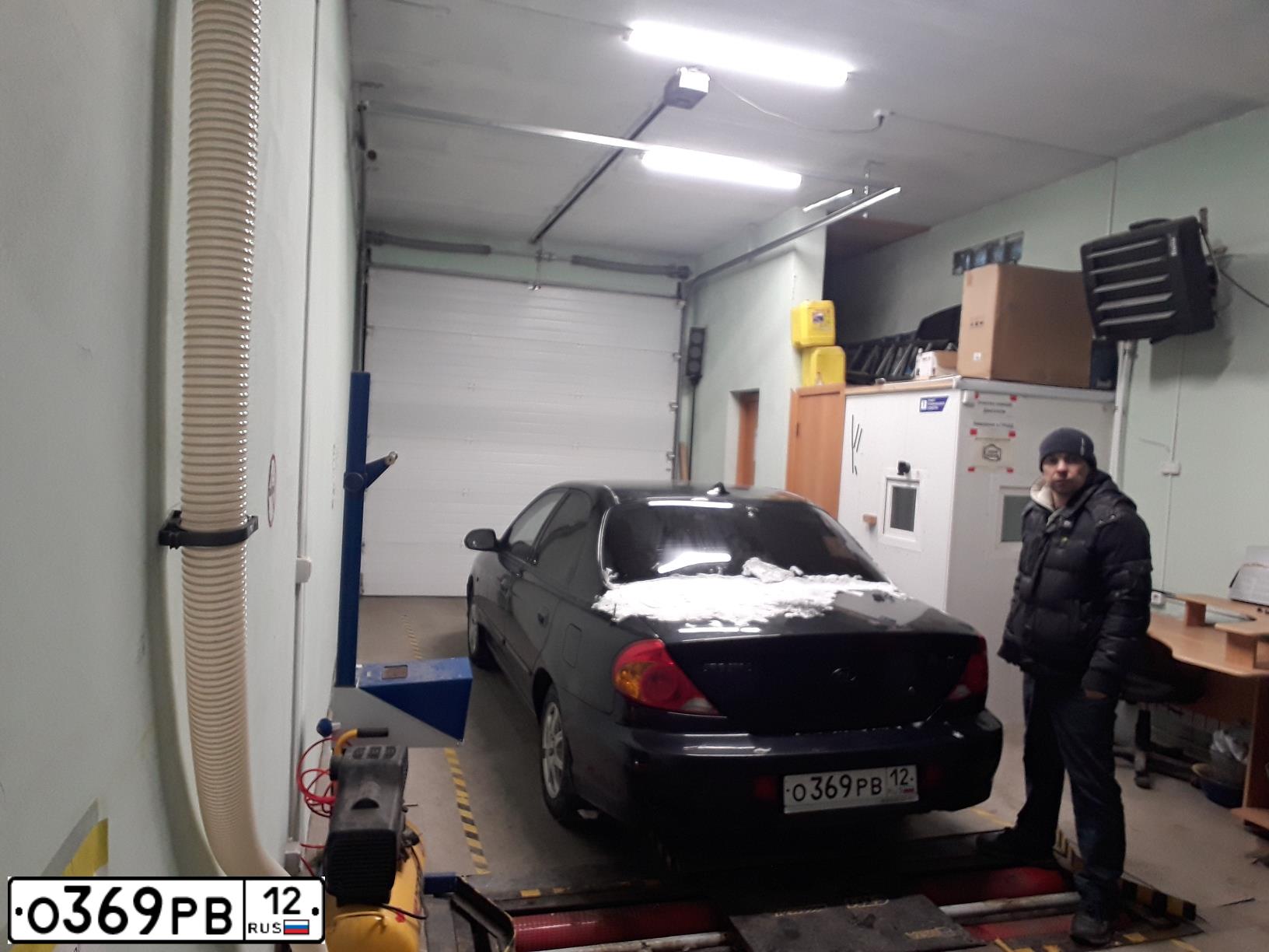 Фото автомобиля KIA SPECTRA, 2007 — госномер С547ОВ12. Цвет: ЧЕРНЫЙ ЖЕМЧУГ