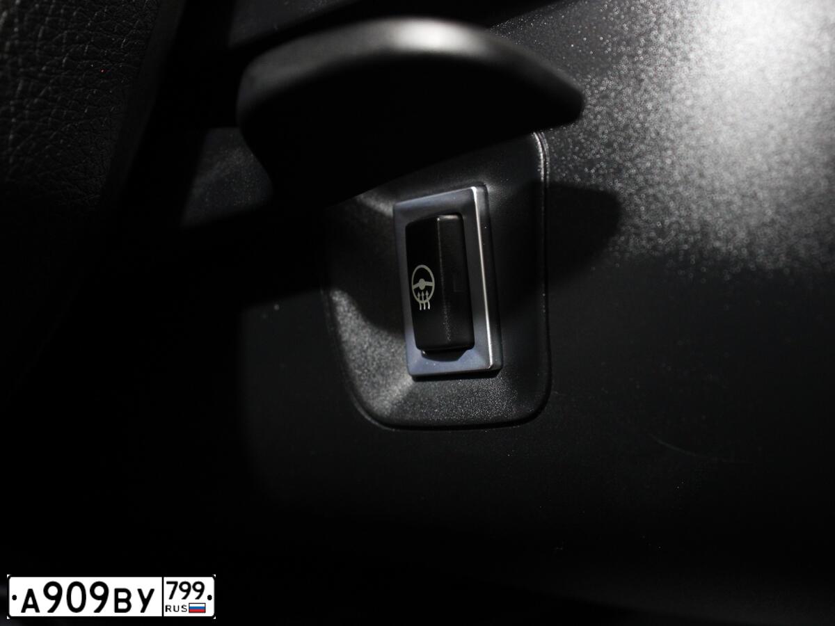 Фото автомобиля BMW 520D, 2018 — госномер К563АМ147