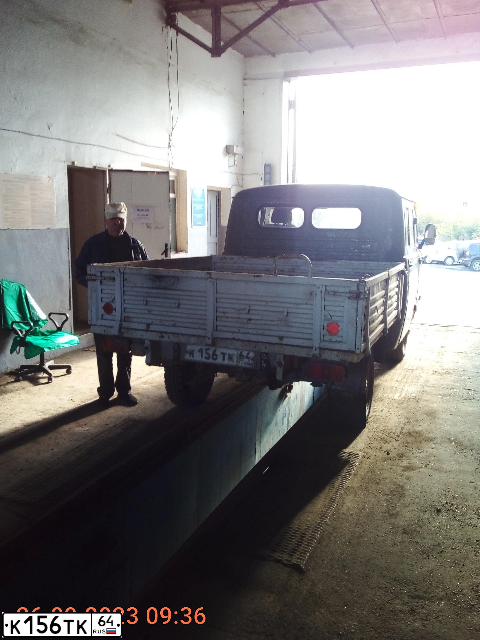 Фото автомобиля UAZ 3909, 2010 — госномер К156ТС64. Цвет: ЗЕЛЕНЫЙ